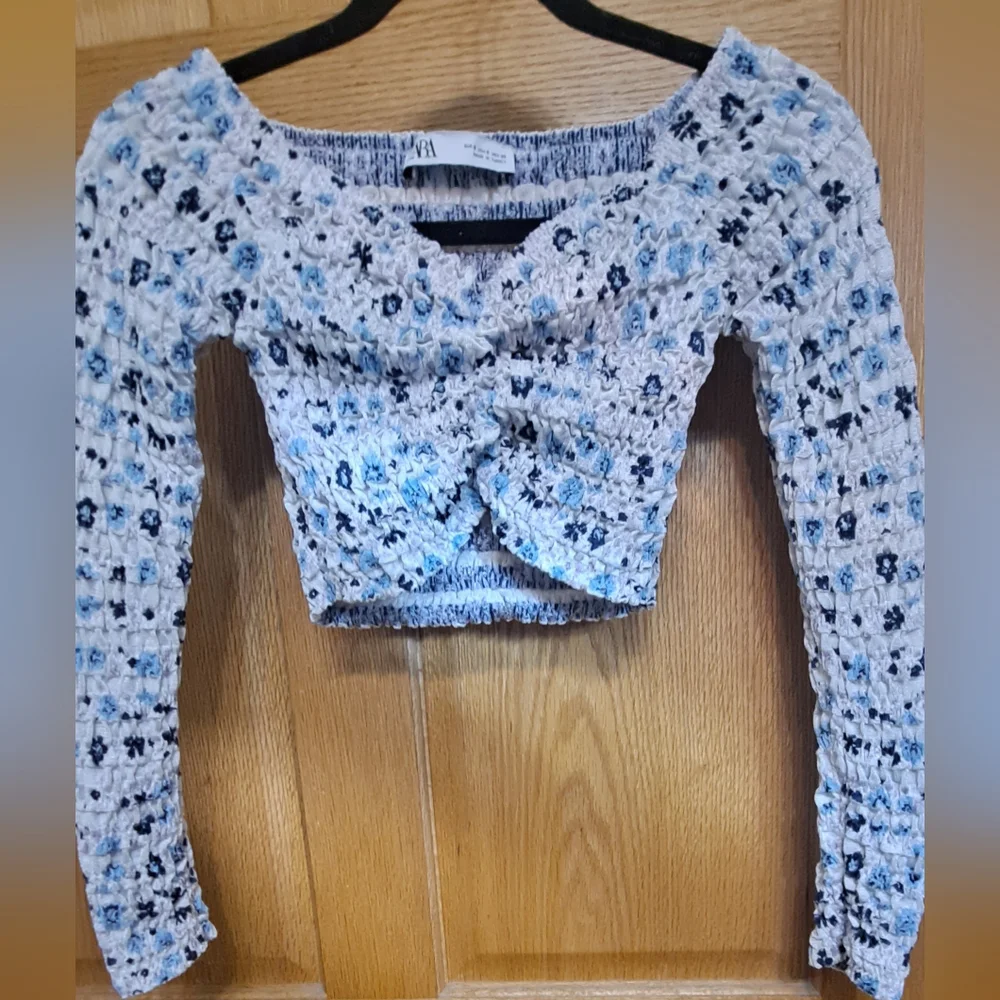 Zara Blue Floral Smocked Crop Top